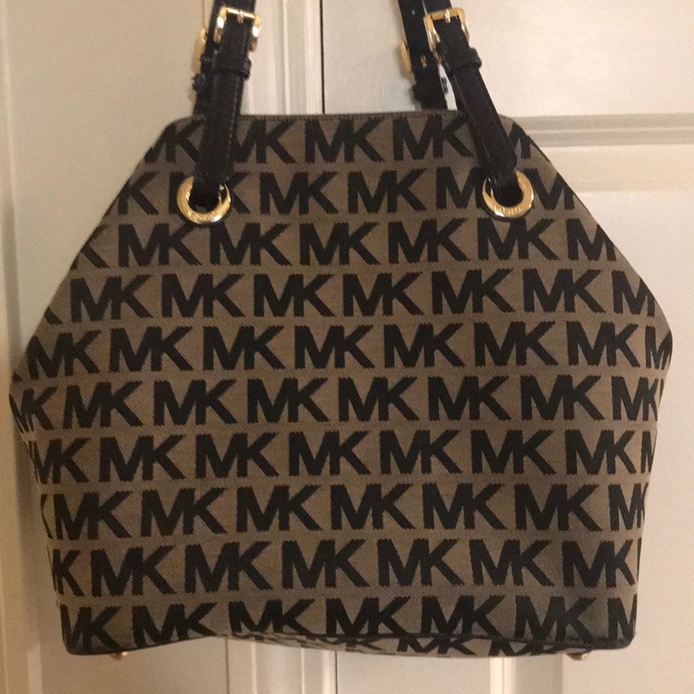 Michael Kors handbag